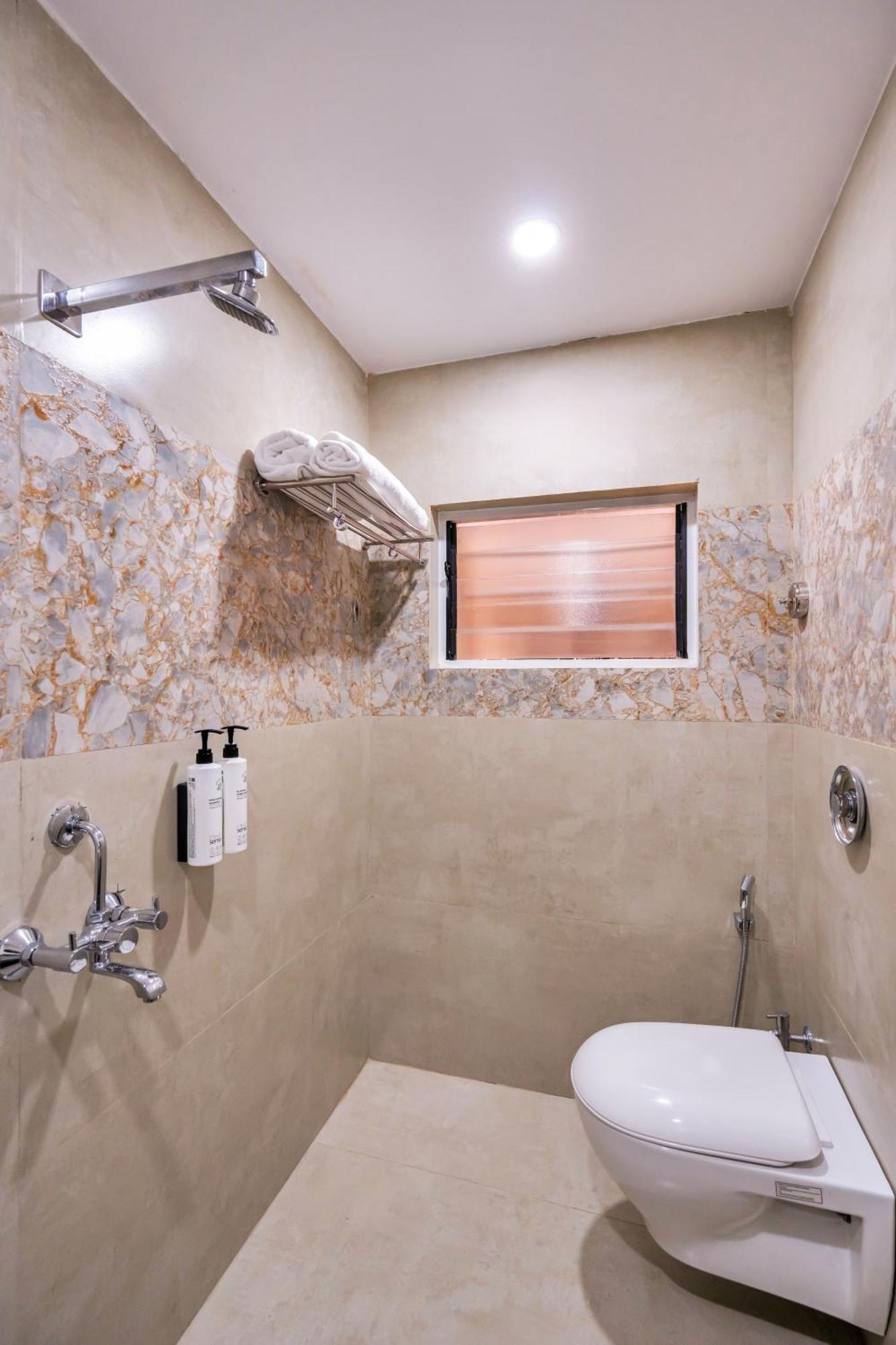 נאגפור Myspace Hotel Shree Vaibhav מראה חיצוני תמונה
